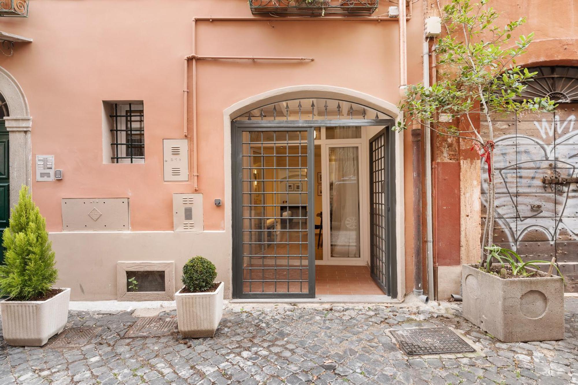 רומא Leopardo Boutique Apartment In Trastevere מראה חיצוני תמונה