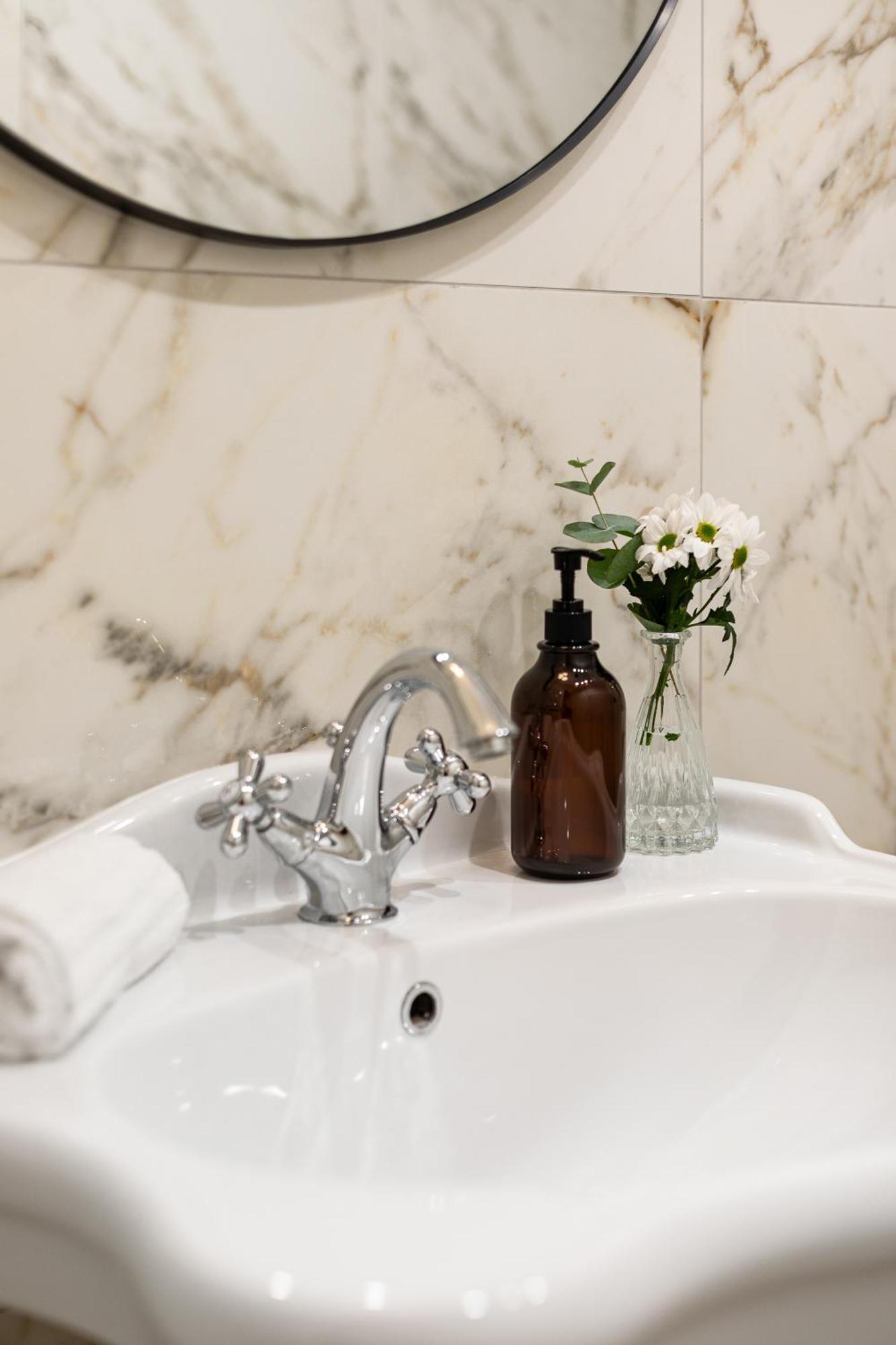 רומא Leopardo Boutique Apartment In Trastevere מראה חיצוני תמונה